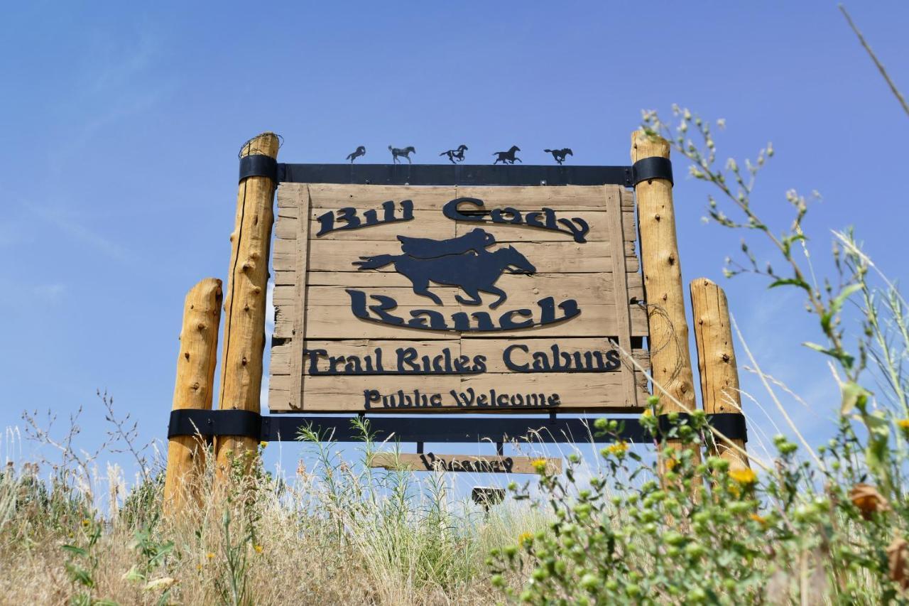Bill Cody Ranch Hotel Bagian luar foto