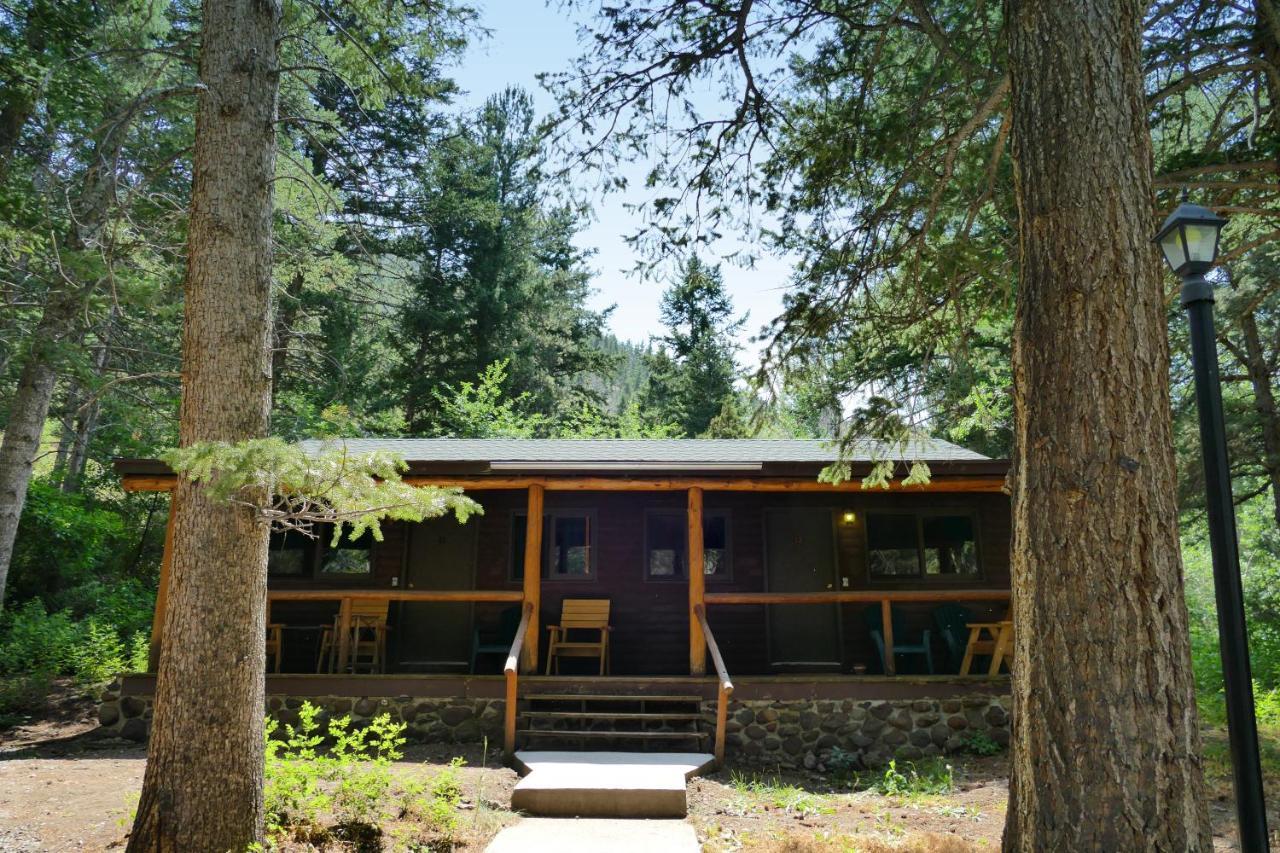 Bill Cody Ranch Hotel Bagian luar foto