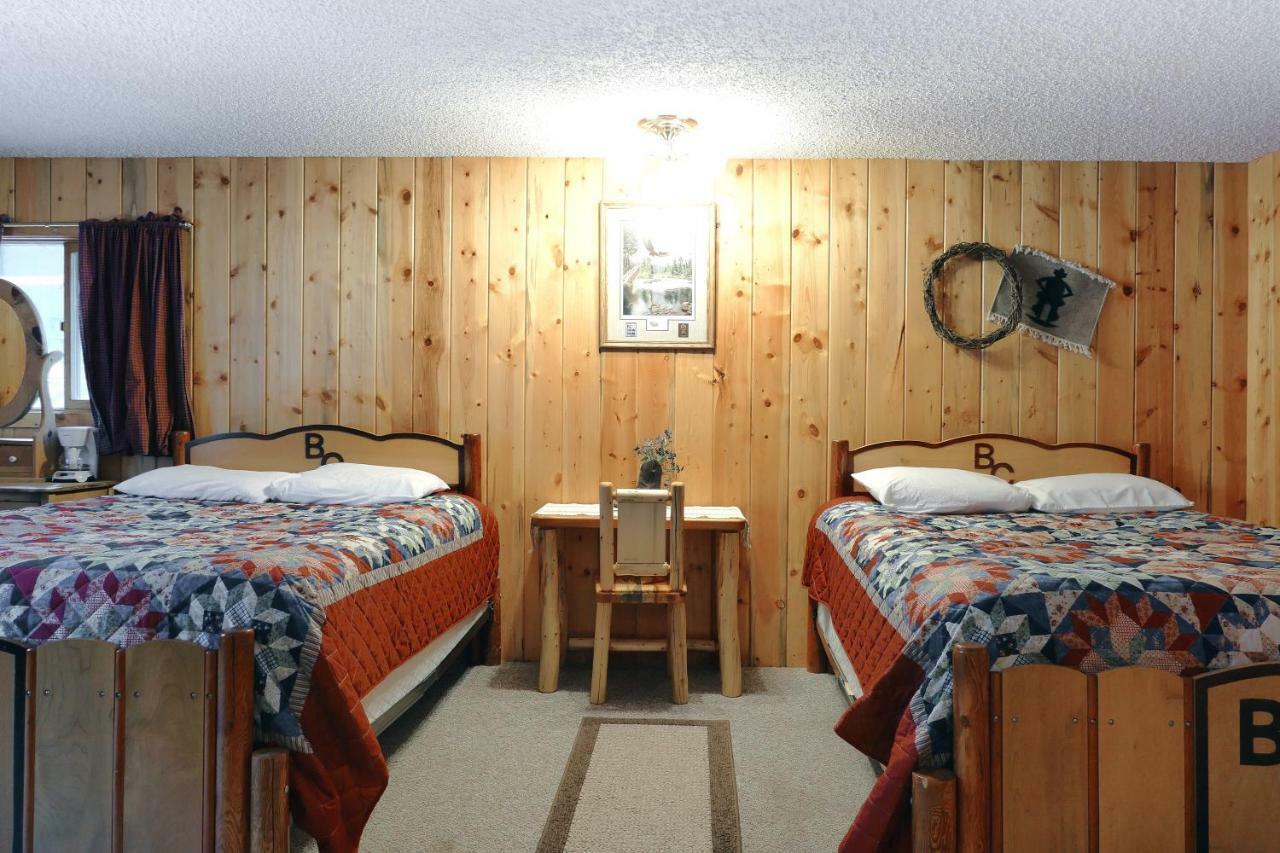 Bill Cody Ranch Hotel Bagian luar foto